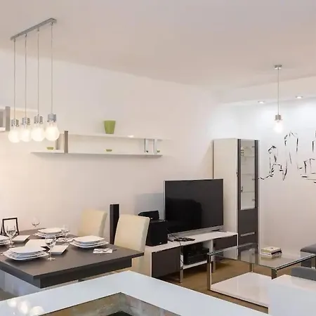 Golden - Big Luxury And Bright - Siedmiogrodzka 1 *